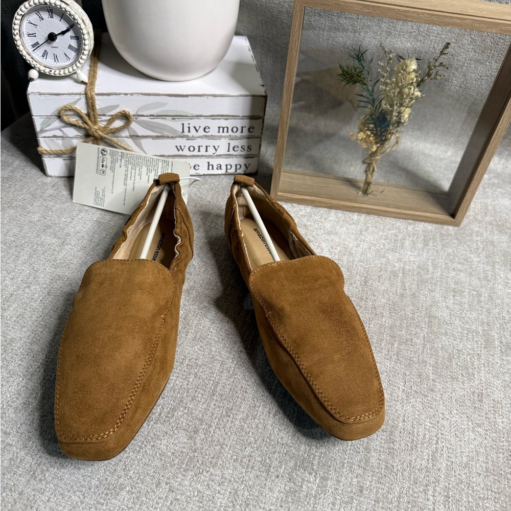 Amazon Essentials Brown Suede Loafers Size 8